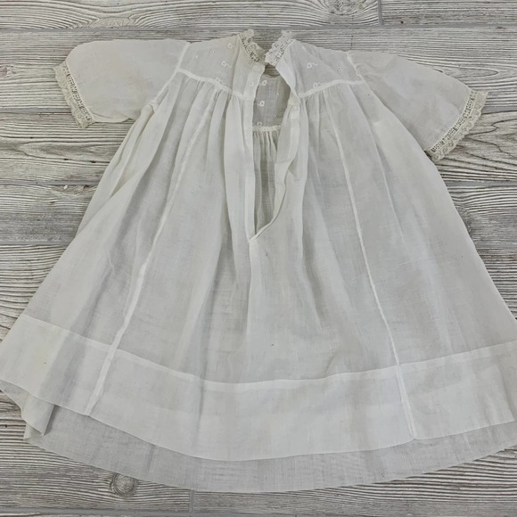Bundle of 3 Vintage White Baby Girl Dresses with Small Drawstring Purse (HG) - Picture 7 of 10